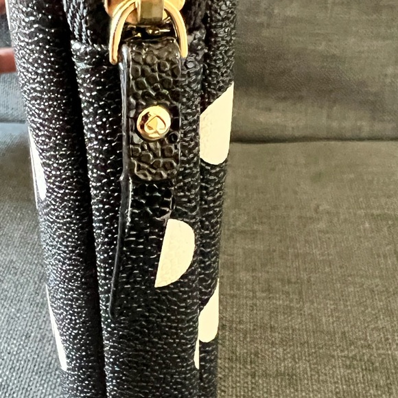 ♠️ Authentic Kate Spade iPad Case ♠️ - Picture 3 of 5